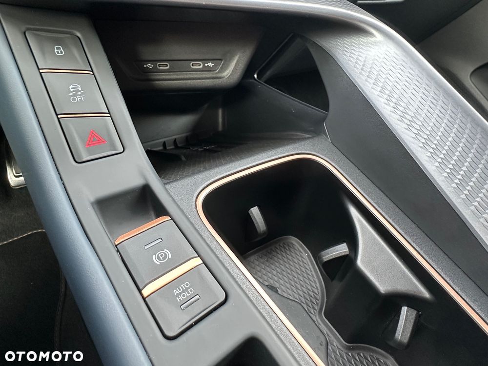 Cupra Terramar 2.0 TSI 4Drive DSG VZ - 32
