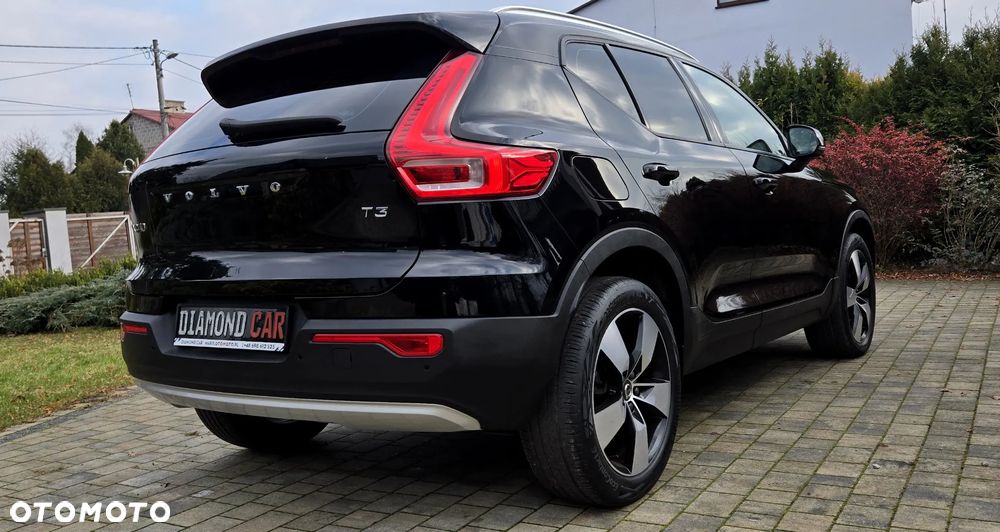 Volvo XC 40 T3 Momentum Pro - 17
