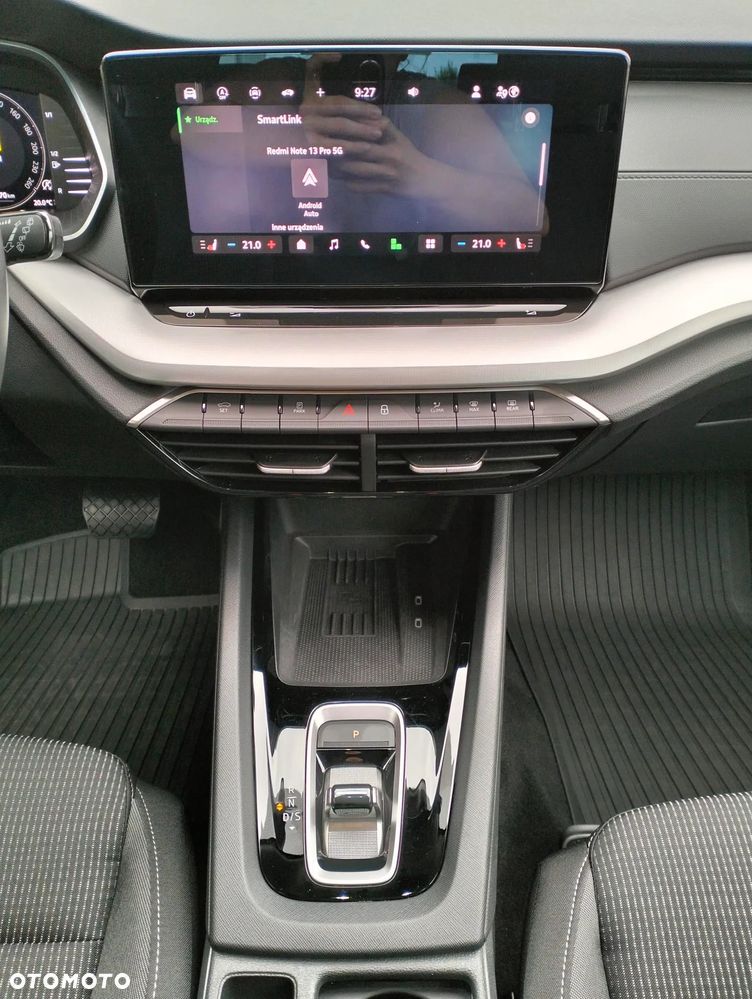 Skoda Octavia ver-1-5-tsi-mhev-dsg-selection - 20