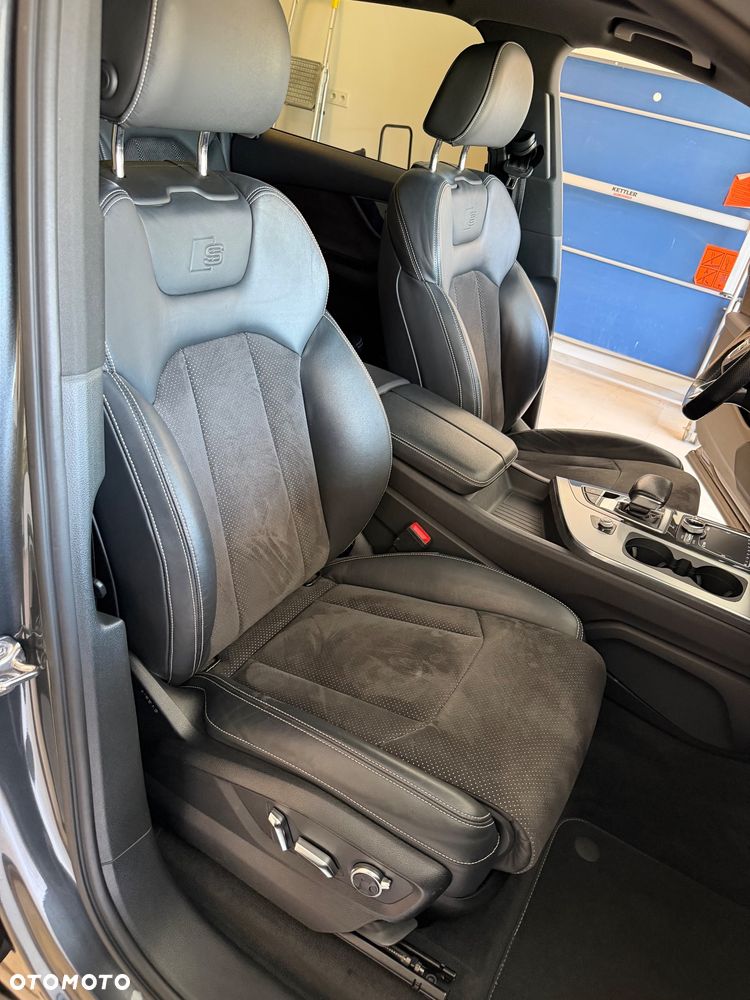 Audi Q7 - 11