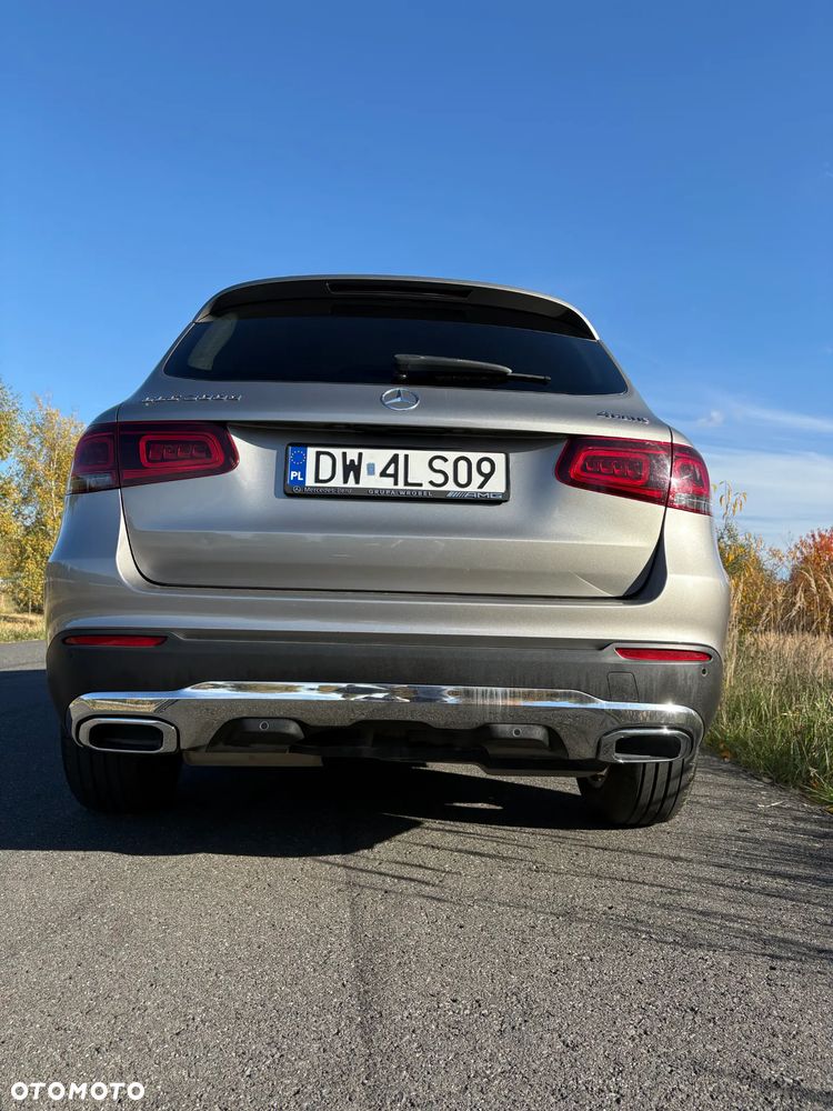 Mercedes-Benz GLC 300 d 4-Matic - 38