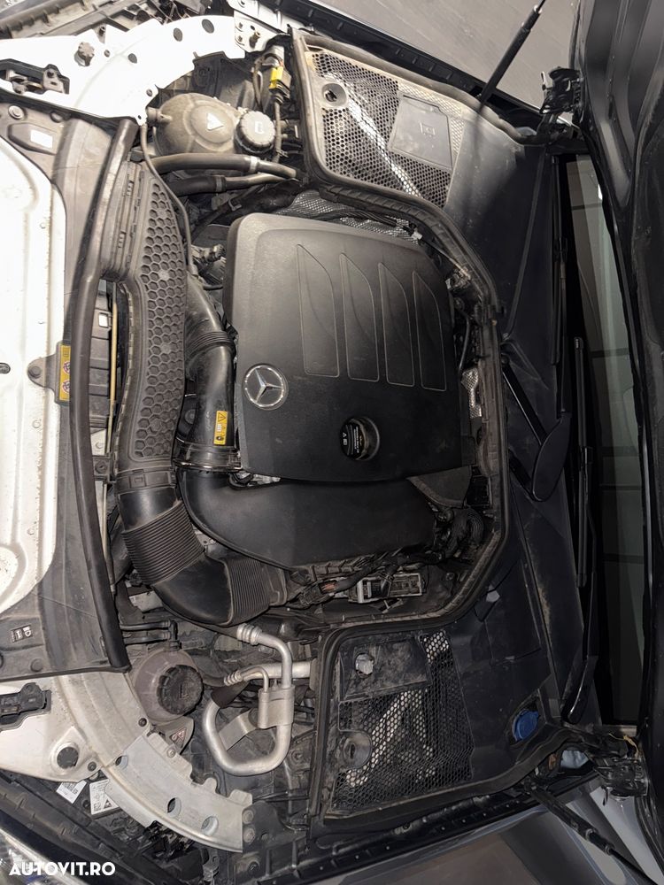 Mercedes-Benz C - 21