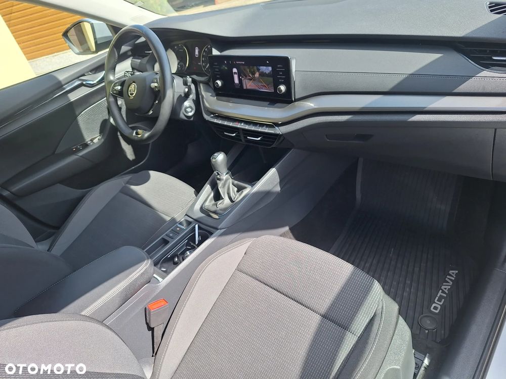 Skoda Octavia 1.5 TSI ACT Ambition - 17