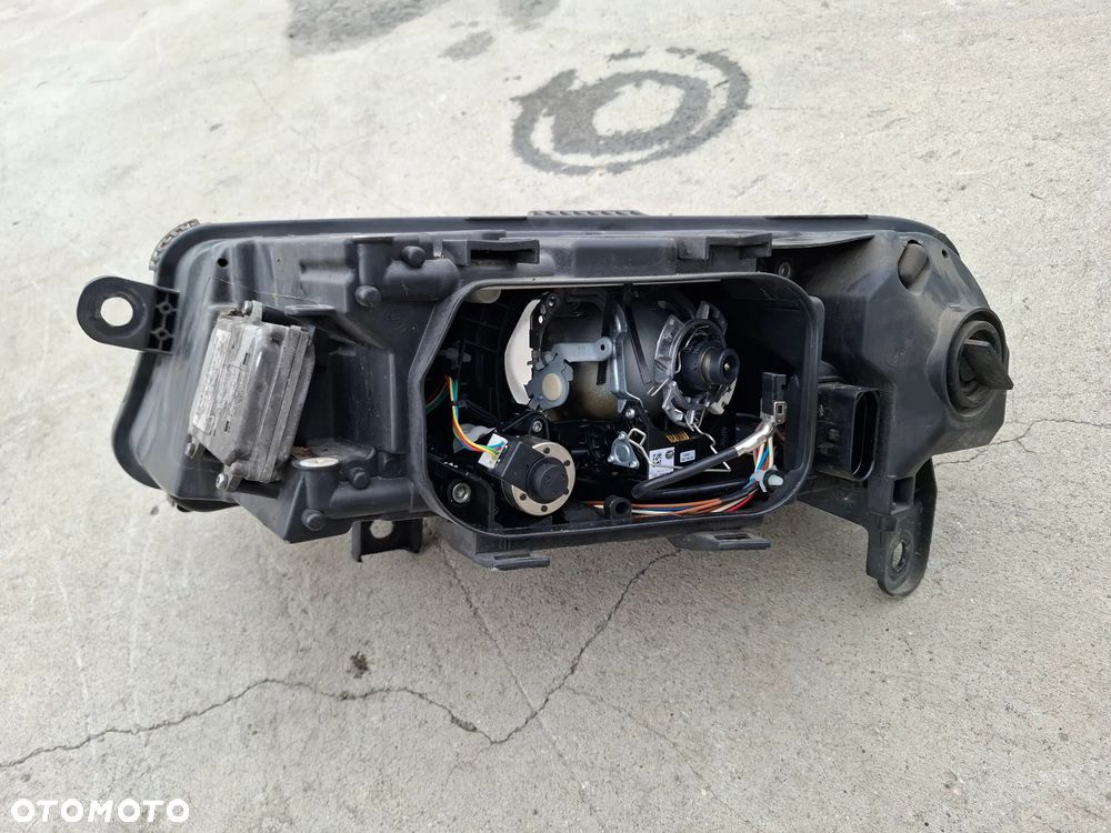 Lampa Przód Przednia Reflektor Bi-Xenon Skrętny Skrętna Prawa Audi A6 C6 - 9
