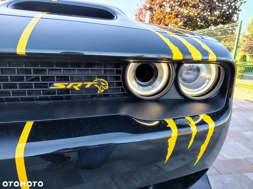Dodge Challenger 6.4 Scat Pack Widebody - 11