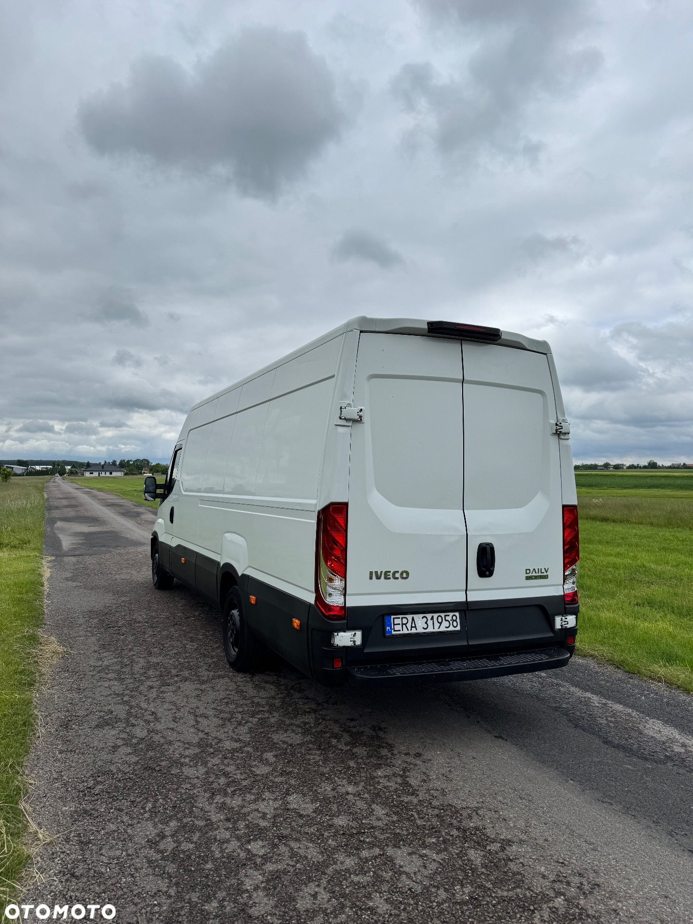 Iveco 35s16 - 7