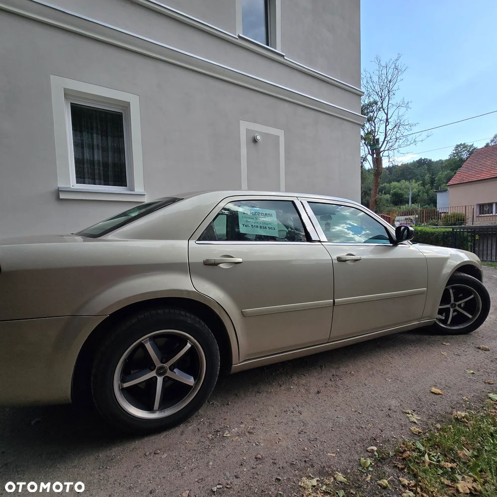 Chrysler 300C - 4