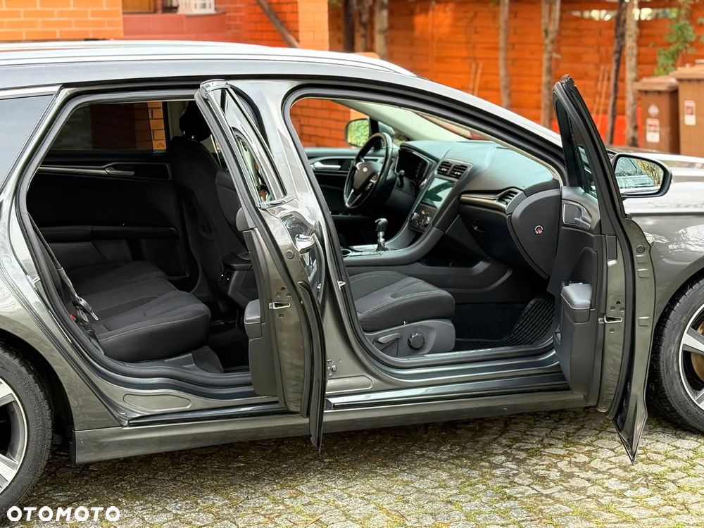 Ford Mondeo 2.0 TDCi Titanium - 9