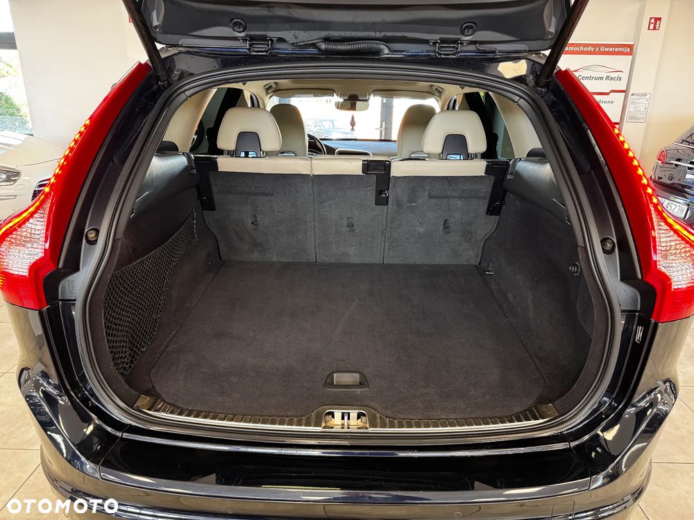 Volvo XC 60 T5 AWD Geartronic Linje Inscription - 24