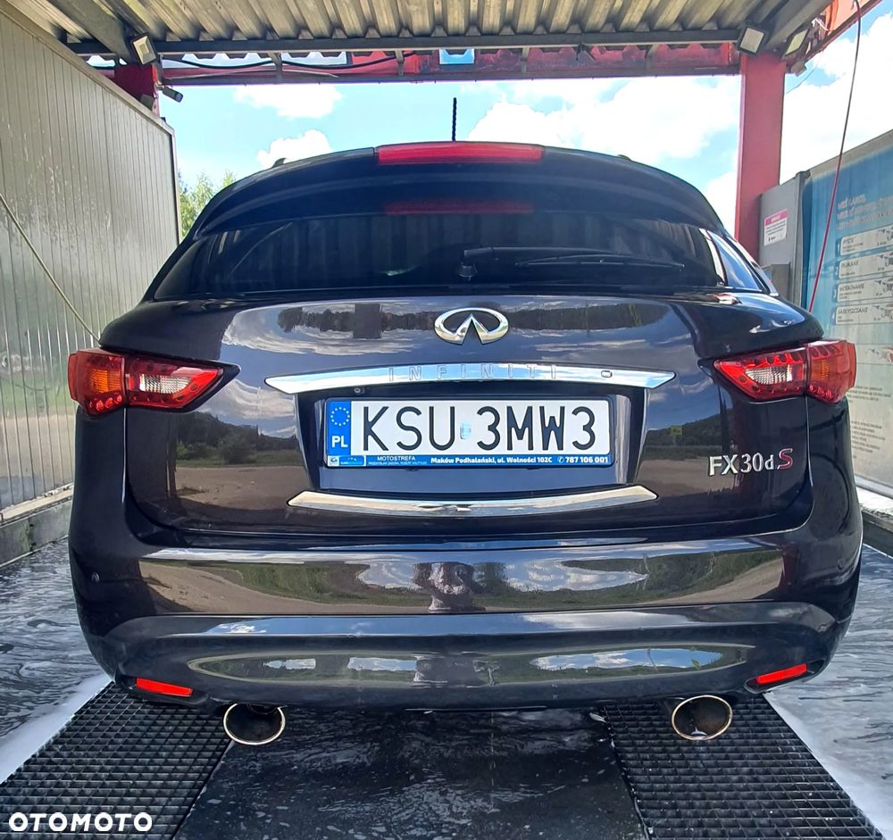 Infiniti FX FX30d S - 5
