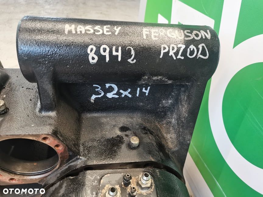 Obudowa osi przedniej Massey Ferguson 8947 {Spicer Przód} - 2