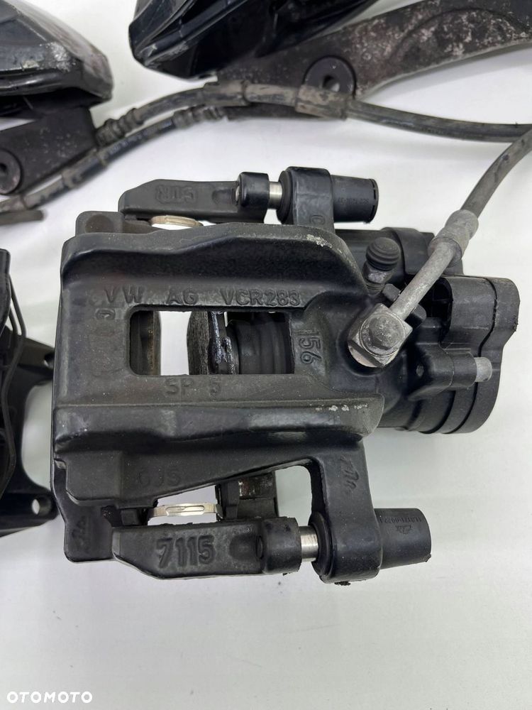 AUDI RS3 8Y ZACISKI PRZÓD TYŁ KOMPLET 83A615105M 83A615106M - 2