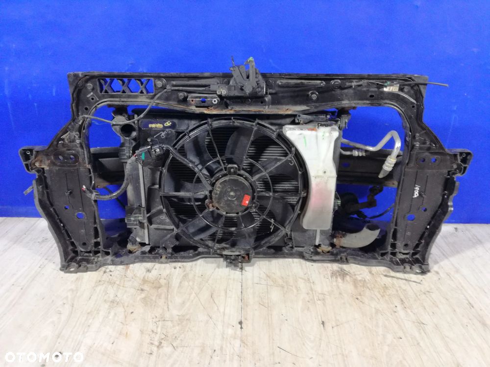 Hyundai I20 Lift PB wzmocnienie pas przedni chłodnice 1.2 Benzyna 12/14 - 2