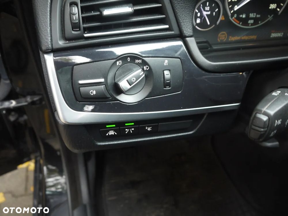 BMW Seria 5 - 26