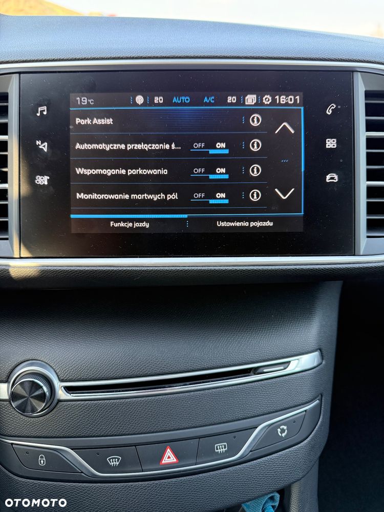 Peugeot 308 1.2 PureTech GPF Allure Pack S&S - 34