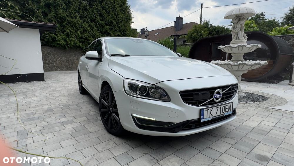 Volvo S60 - 1