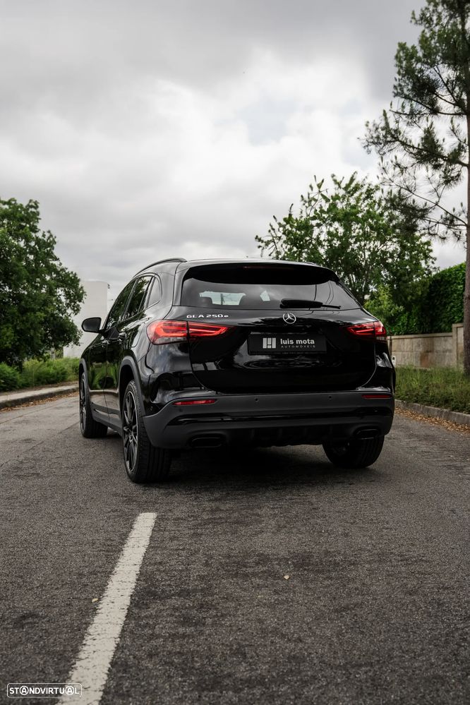 Mercedes-Benz GLA 250 e 8G-DCT AMG Line - 15