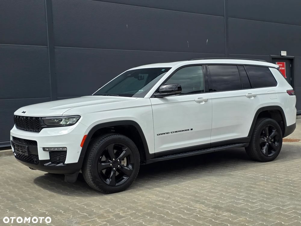 Jeep Grand Cherokee - 14