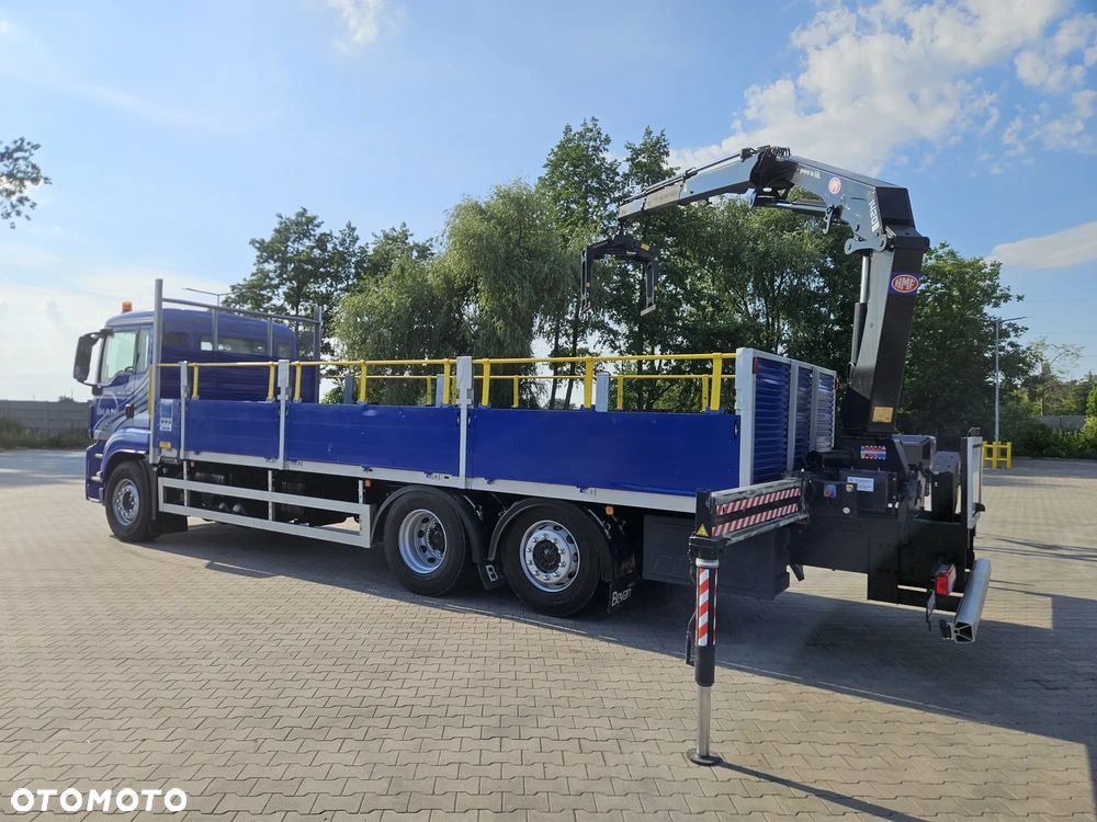 MAN TGS 26.360 6X2 E6 skrzynia + dźwig HMF1420 z pilotem - 13