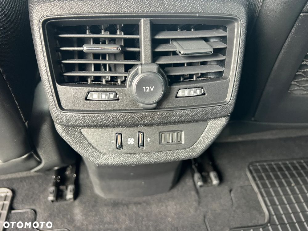 Peugeot 5008 - 35