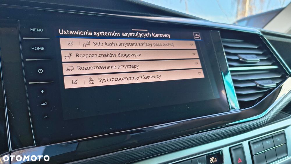 Volkswagen Multivan - 21