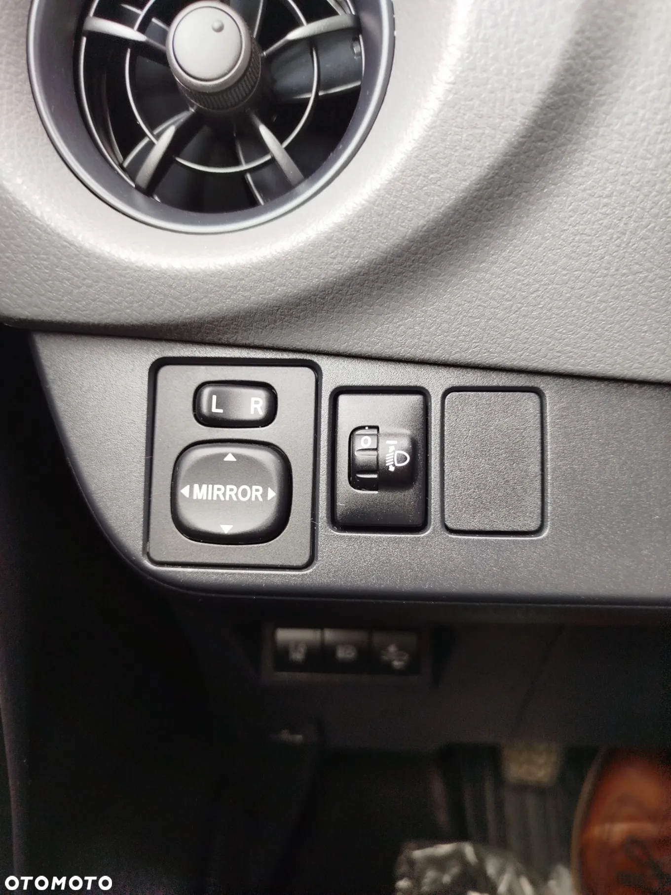 Toyota Yaris 1.5 Active - 16