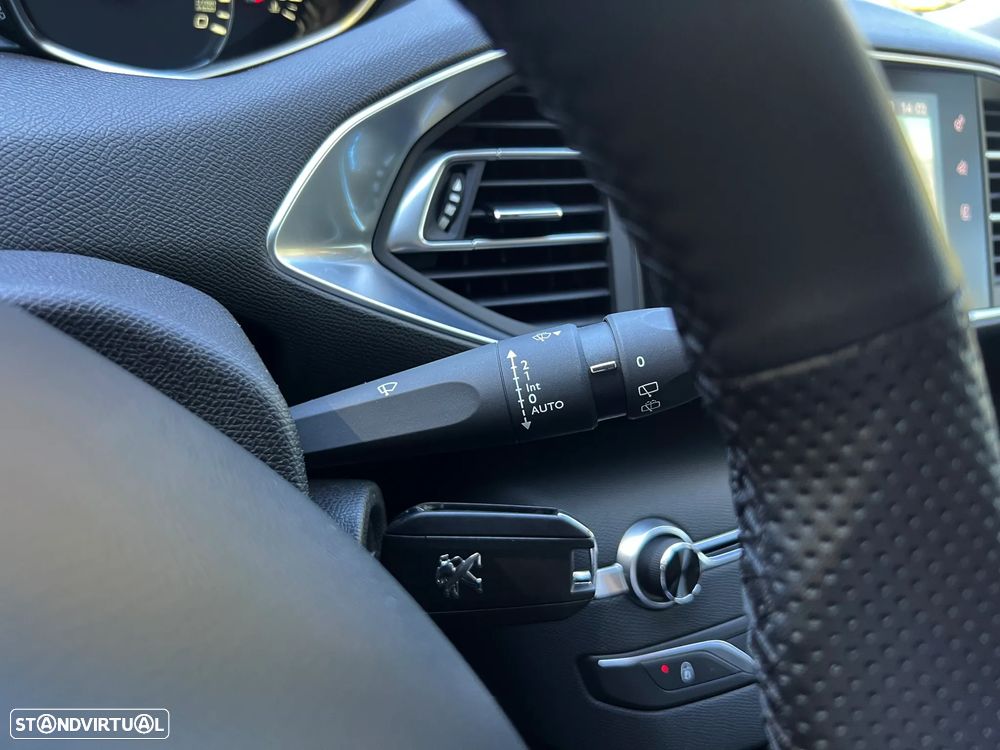 Peugeot 308 SW 1.6 BlueHDi Allure J17 - 19