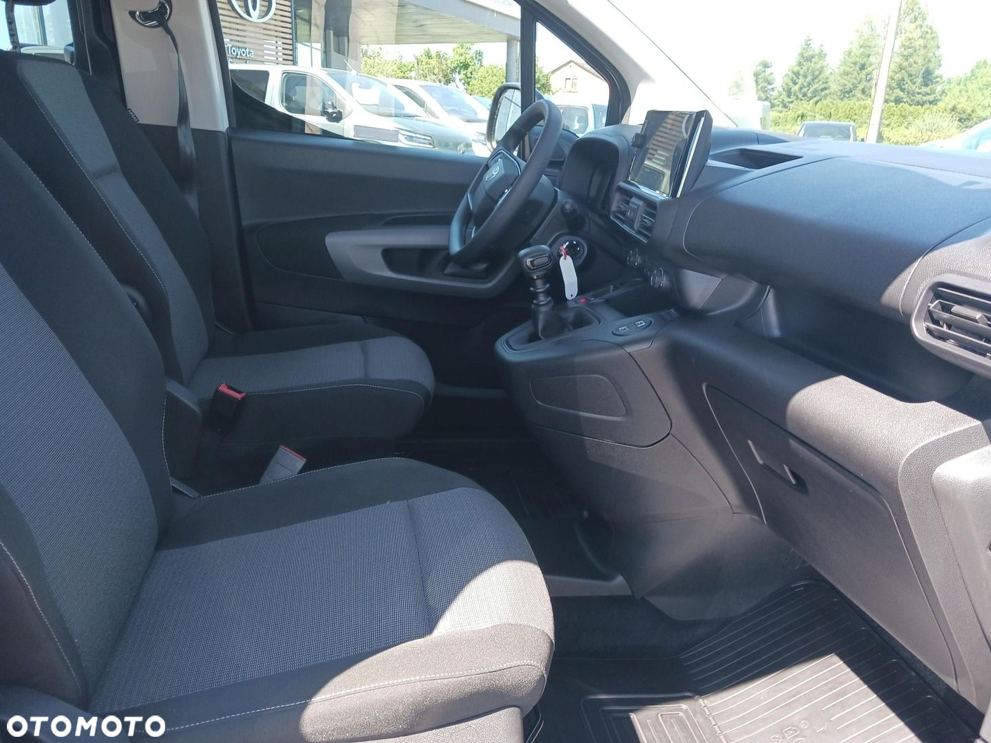 Toyota Proace City Verso Long 1.5 D-4D Business - 11