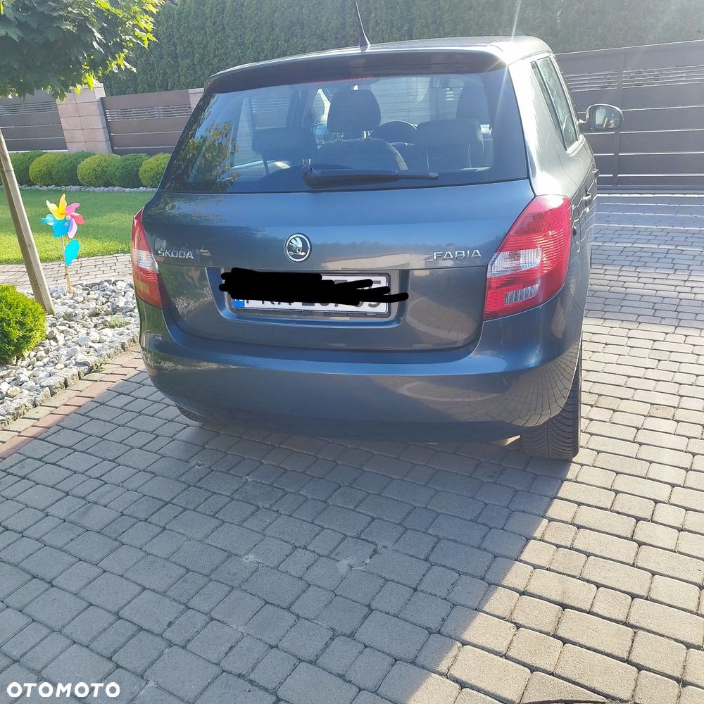 Skoda Fabia 1.2 HTP SPECIAL - 4