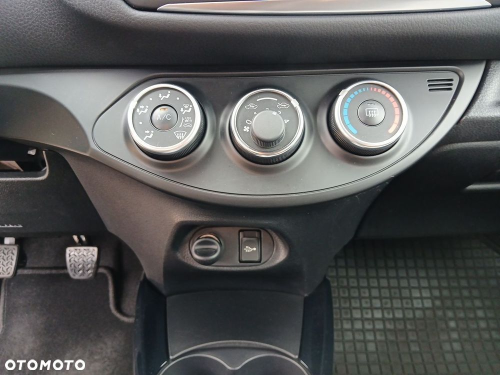 Toyota Yaris - 34