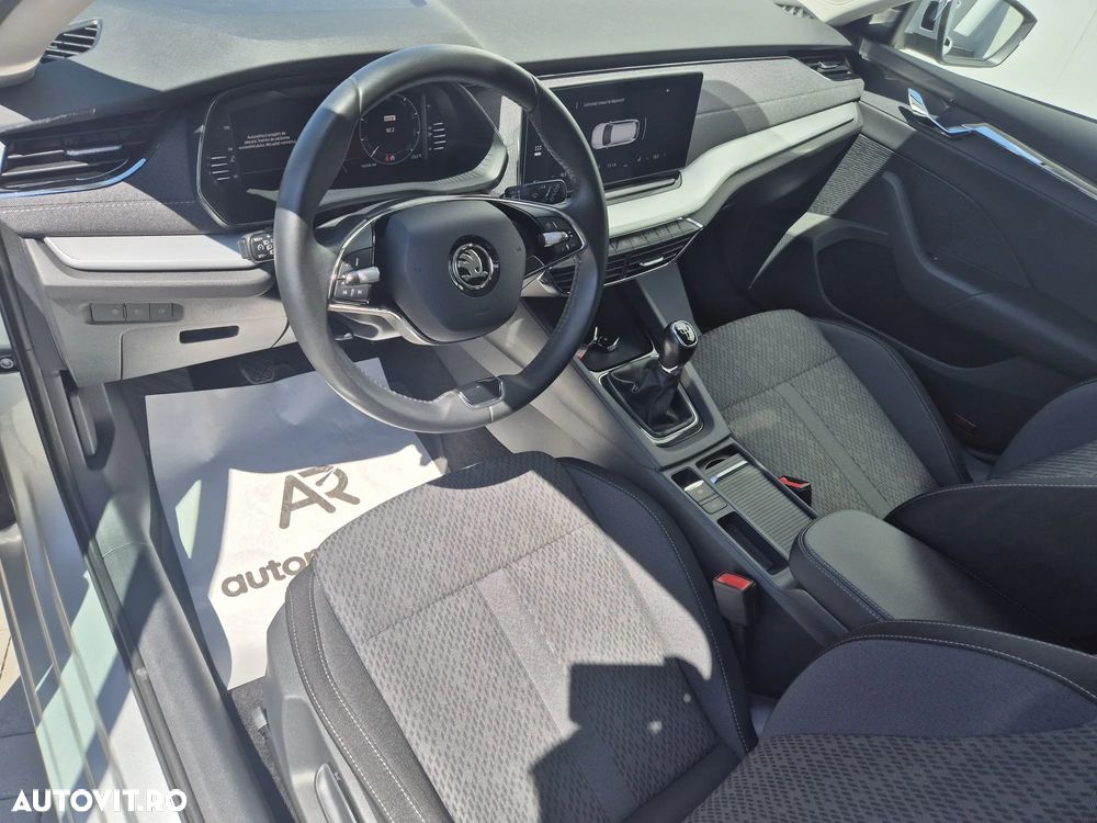 Skoda Octavia 2.0 TDI Style - 9