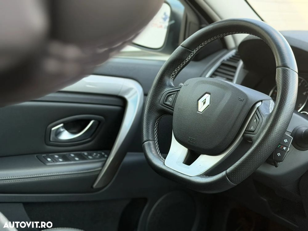Renault Laguna - 22