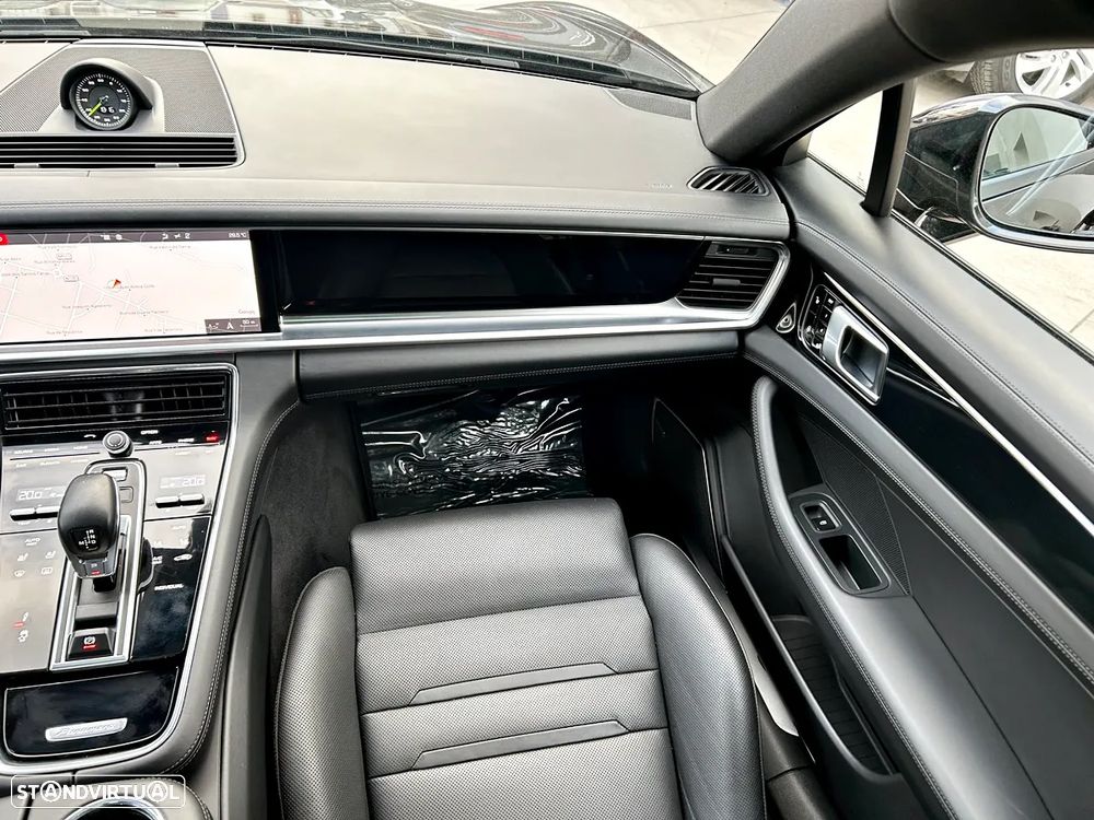 Porsche Panamera 4 E-Hybrid - 10
