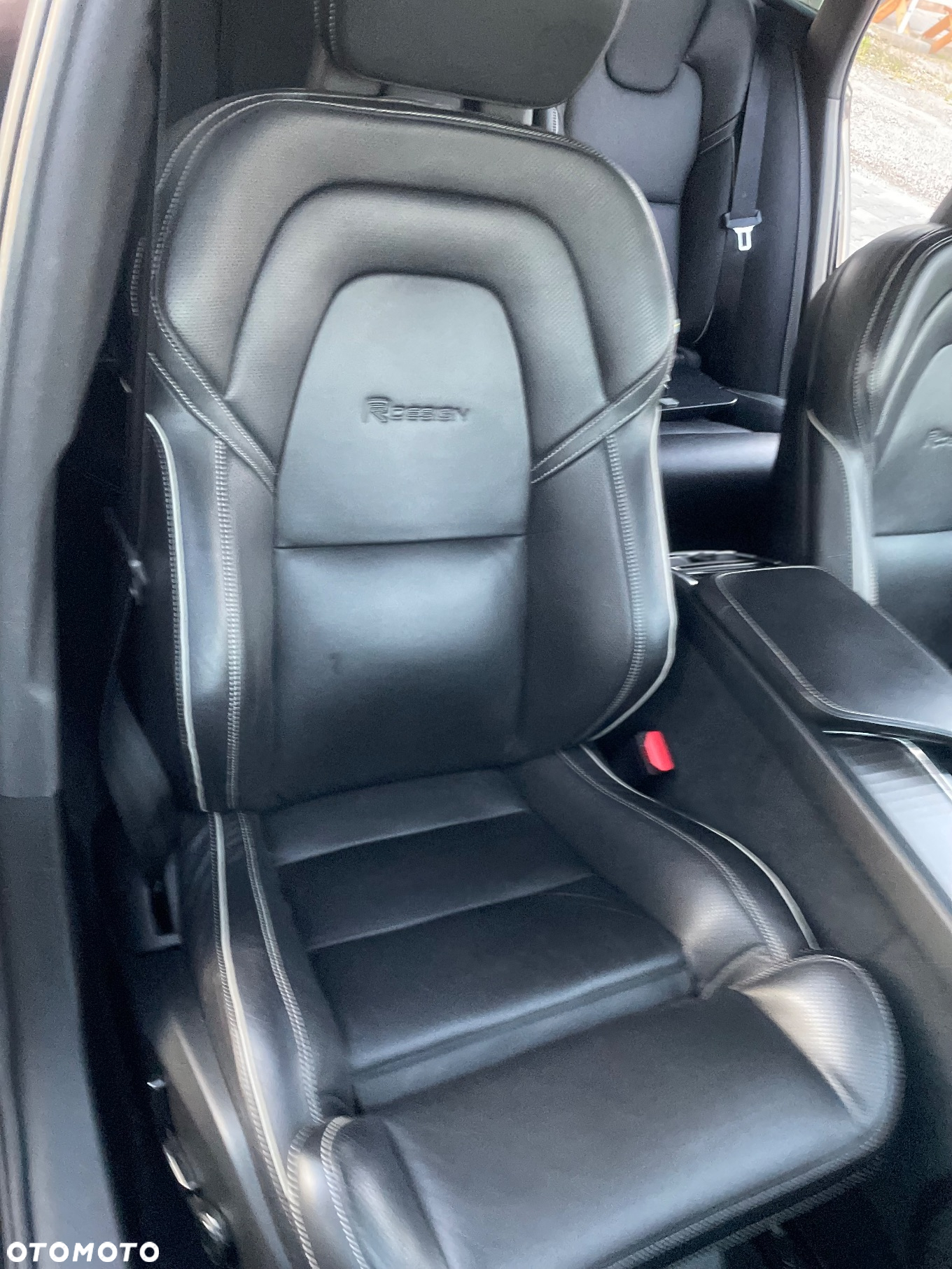 Volvo V90 T6 AWD R-Design - 15