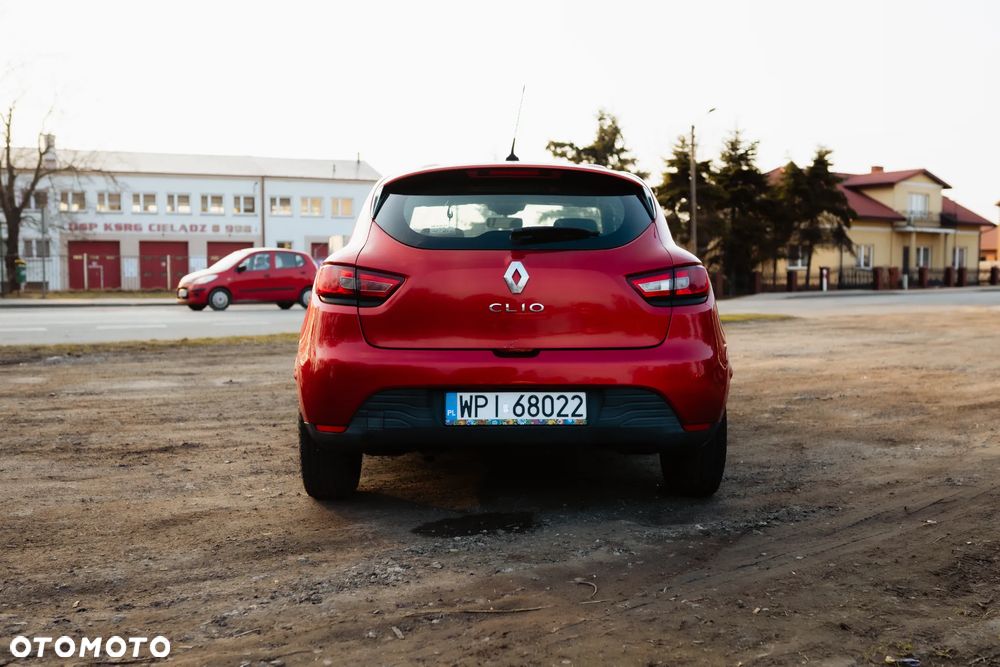 Renault Clio 1.2 16V Life - 8
