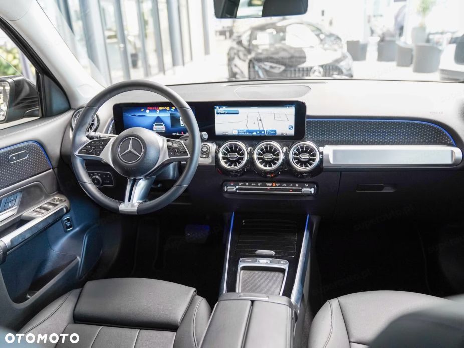 Mercedes-Benz GLB - 8