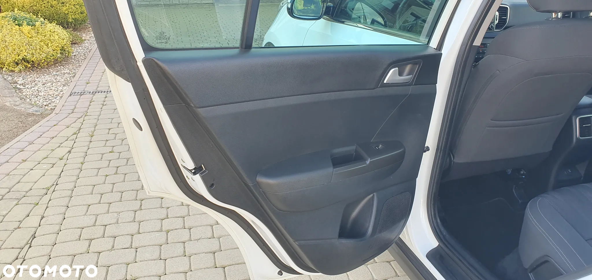 Kia Sportage 1.6 GDI L 2WD - 18