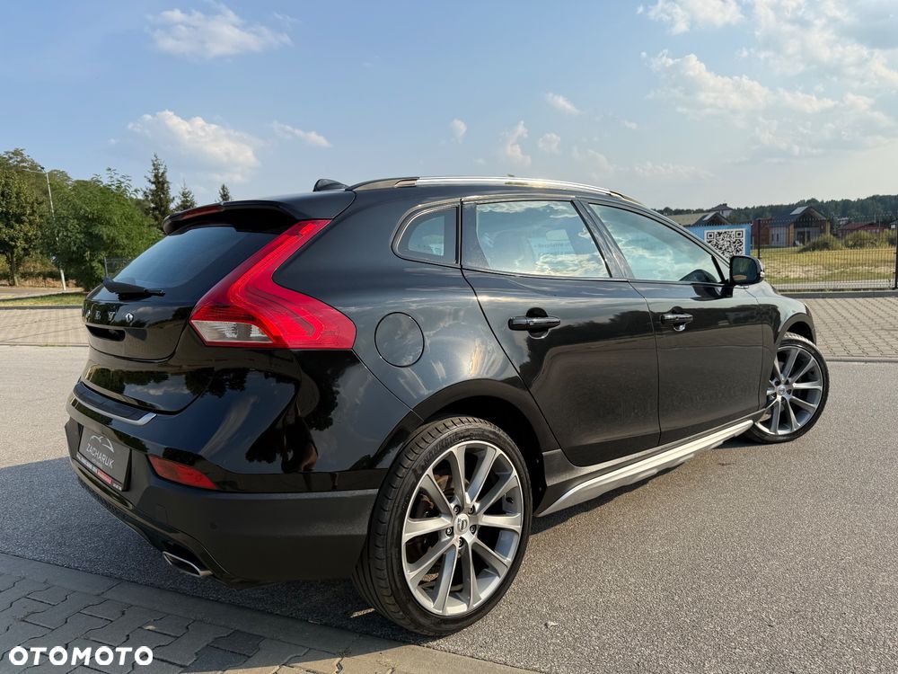 Volvo V40 Cross Country D2 Momentum - 12