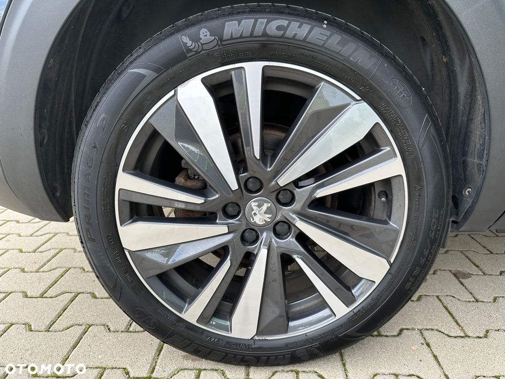 Peugeot 5008 PureTech 130 Stop & Start Allure Business-Paket - 34