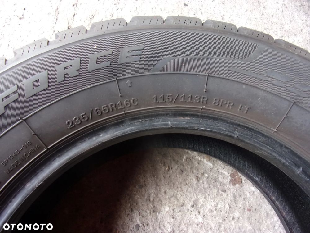 Para opon letnich 235/65 R16C 115/113R WINDFORCE SNOWBLAZER MAX - 3