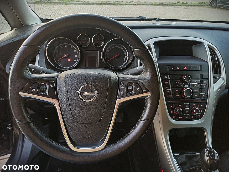 Opel Astra 1.4 Turbo Innovation - 18