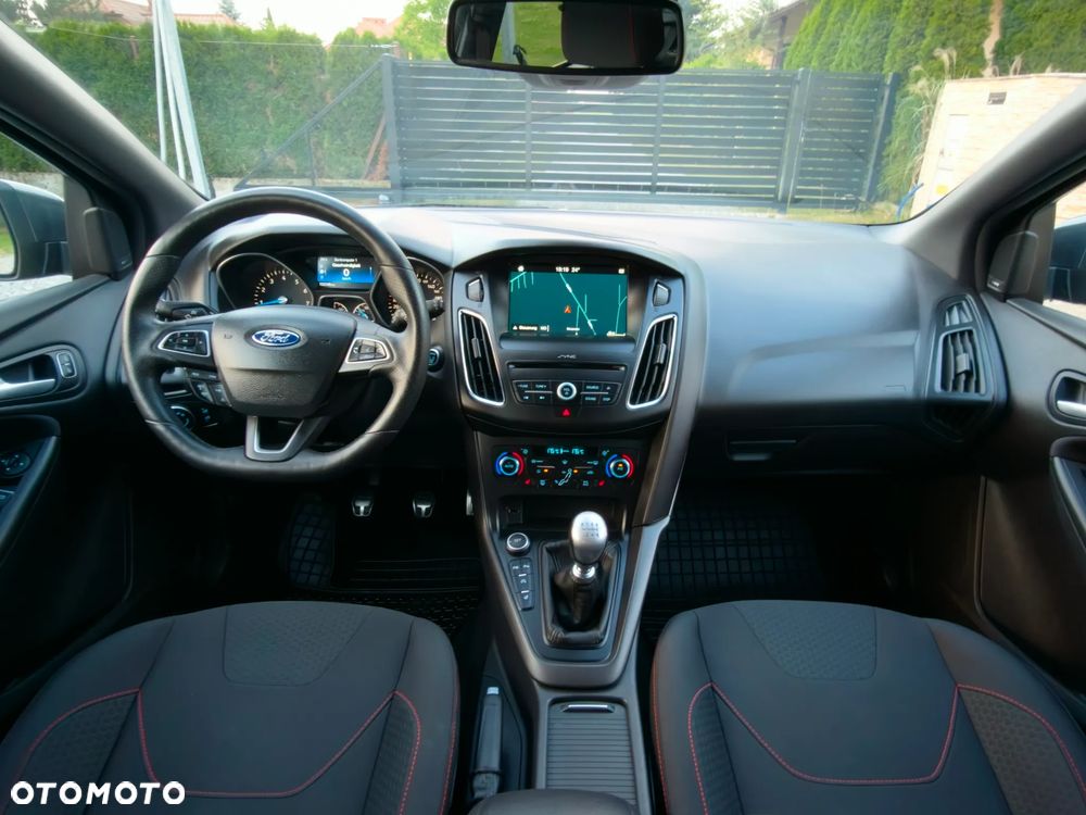 Ford Focus 1.0 EcoBoost ST-Line - 21