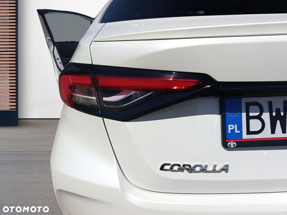 Toyota Corolla - 37