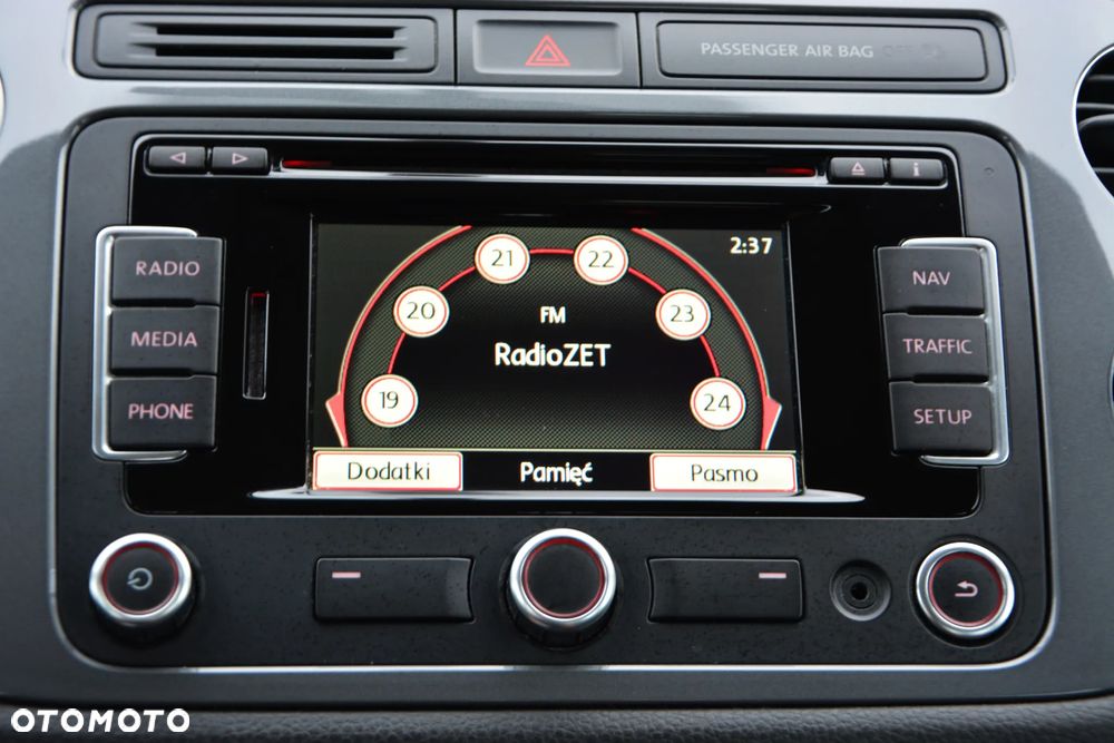 Volkswagen Tiguan - 11