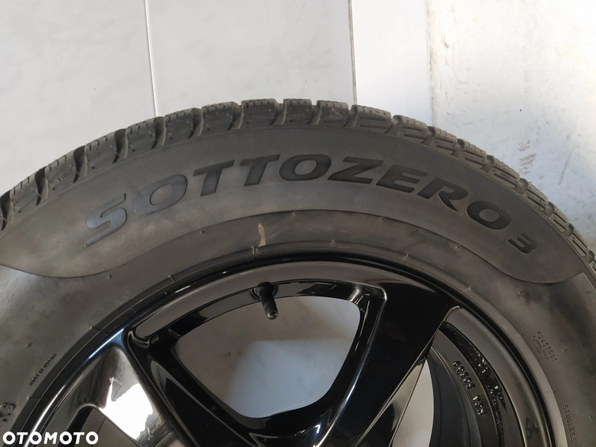 OPEL CROSSLAND 6.5X16 ORYGINALNE FELGI ALUMINIOWE R16 ET20 OPONY PIRELLI 215/65 KOŁA - 6