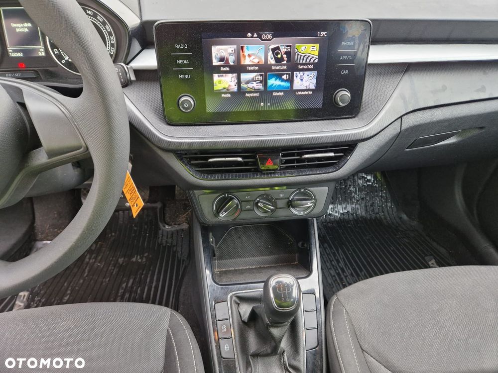 Skoda Fabia 1.0 TSI Active - 19