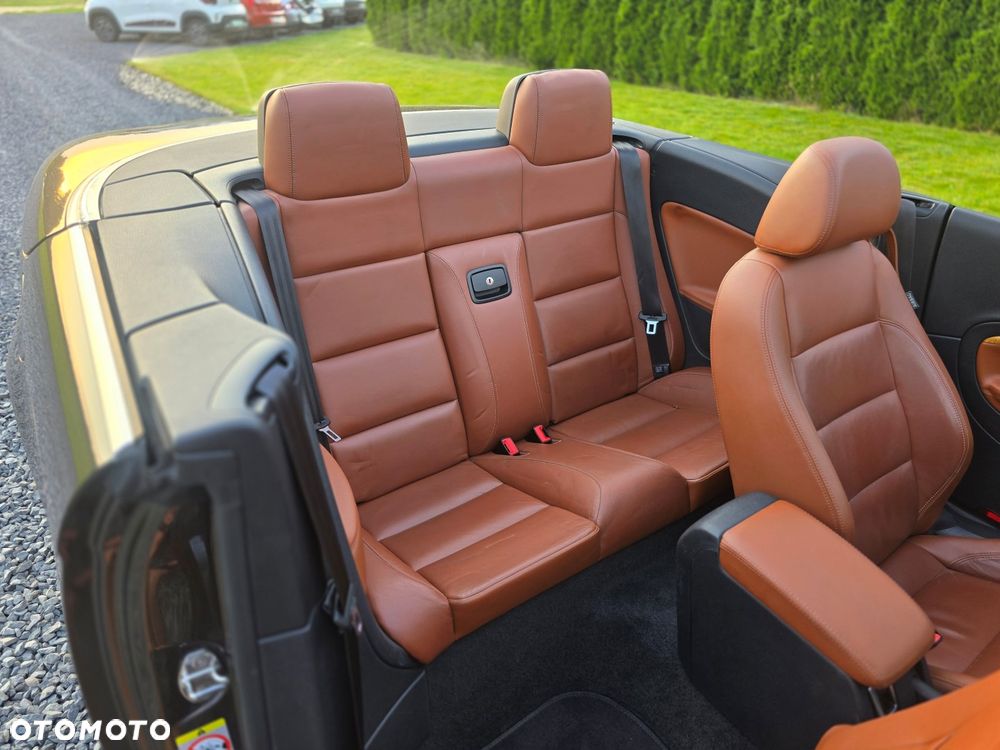 Volkswagen Eos - 17
