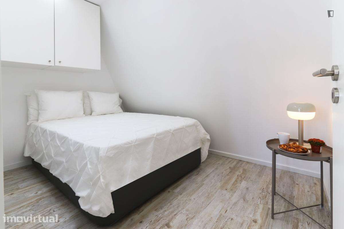 Apartamento com 1 quartos - localizado em Ajuda Lisbon - Grande imagem: 2/17