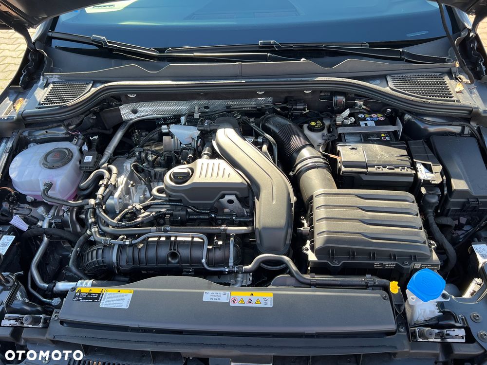 Volkswagen Golf - 4