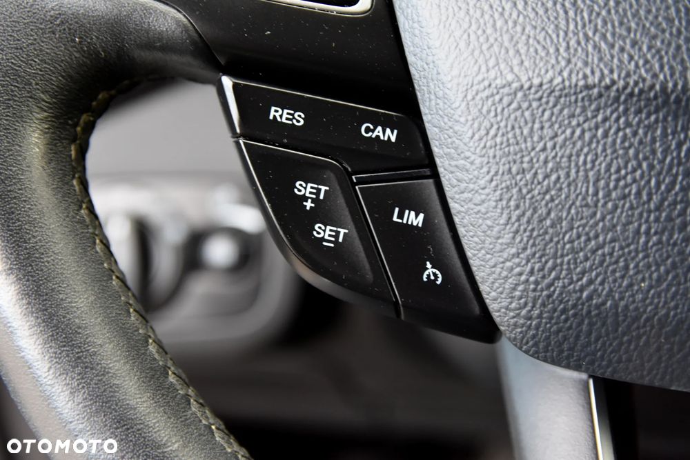 Ford C-MAX 1.0 EcoBoost Titanium ASS - 24